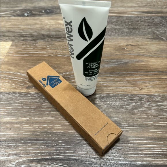 Norwex Other Nwt Norwex All Purpose Cream Cleaner And Utility Brush